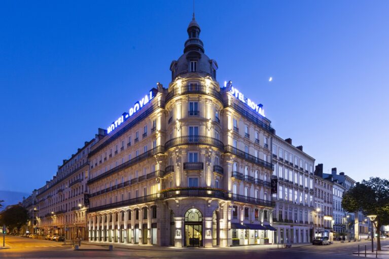 Le Royal Hôtel 5*